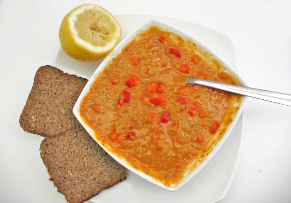 Red lentil soup with carrots and peppers