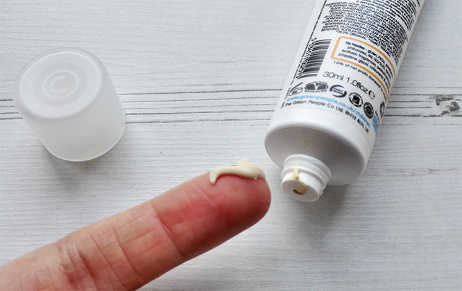 organic sun lotion for children from Green People - consistency
