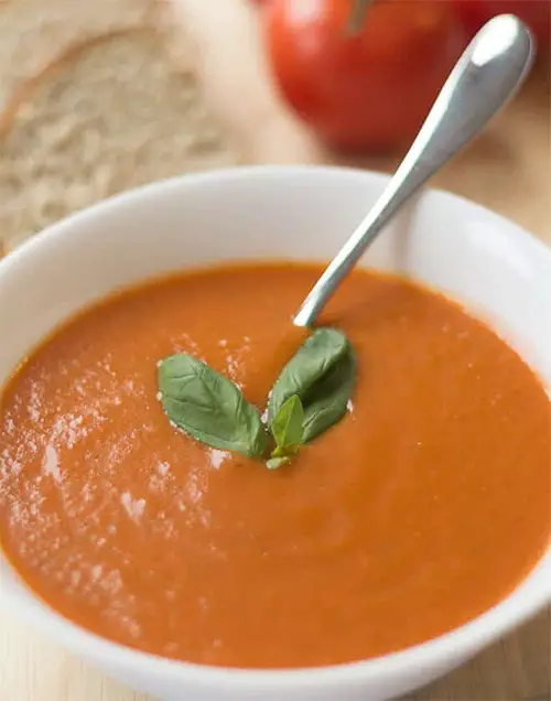 Simple Skinny Tomato Soup
