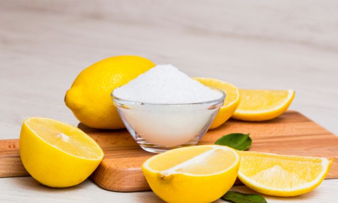 citric acid in lemons
